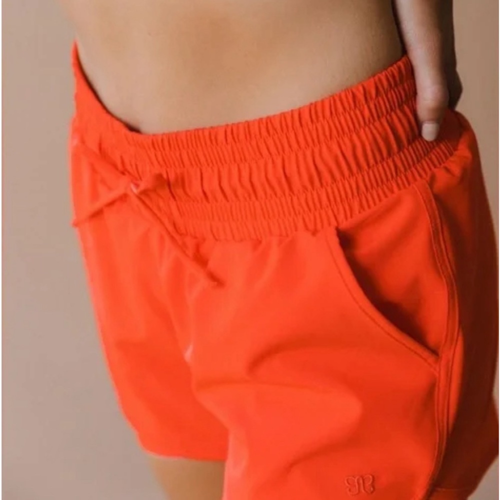 Albion Orange Fit Sprinter Shorts Size XS